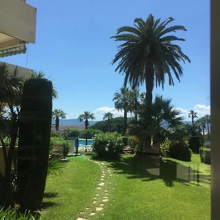 127, Vue Et Piscine, Port Santa Lucia Apartment Saint-Raphael (Var)